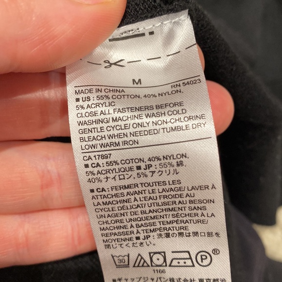 Banana Republic black cardigan size medium. - Picture 2 of 3